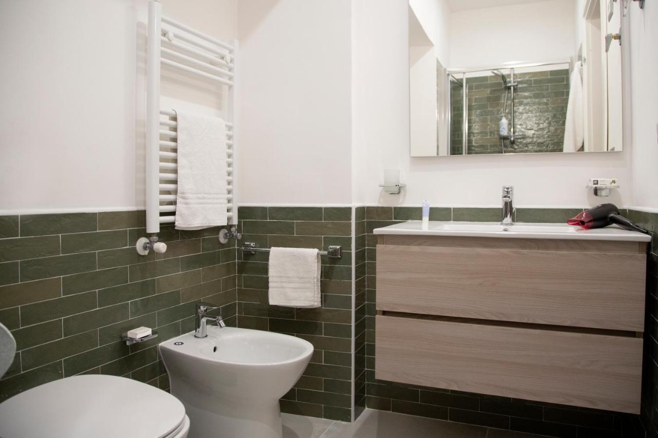 Handmade Rest Room Naples Exterior photo